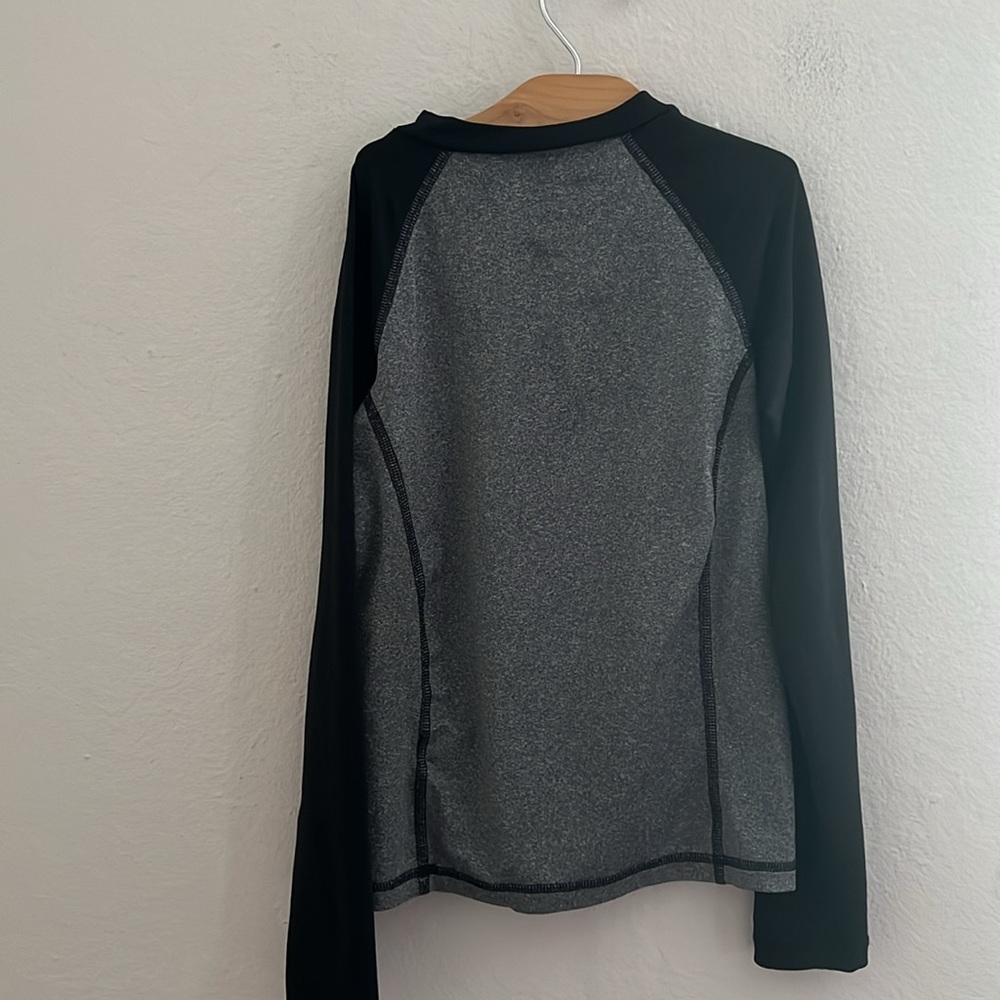 Art Class Rashguard Size Small - Picture 3 of 4